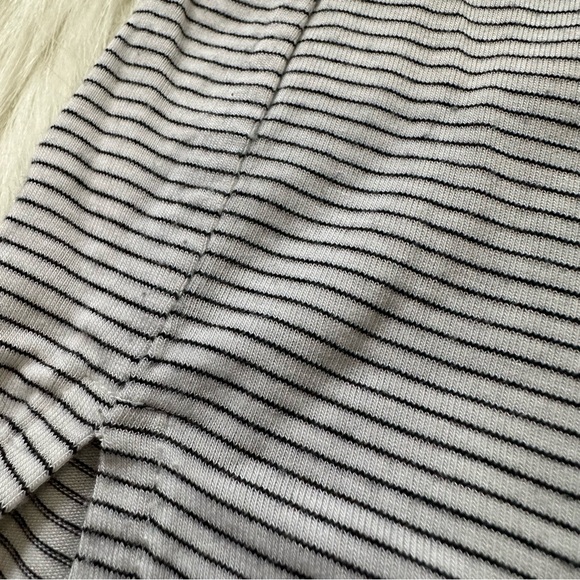 Striped Tee - Picture 6 of 7